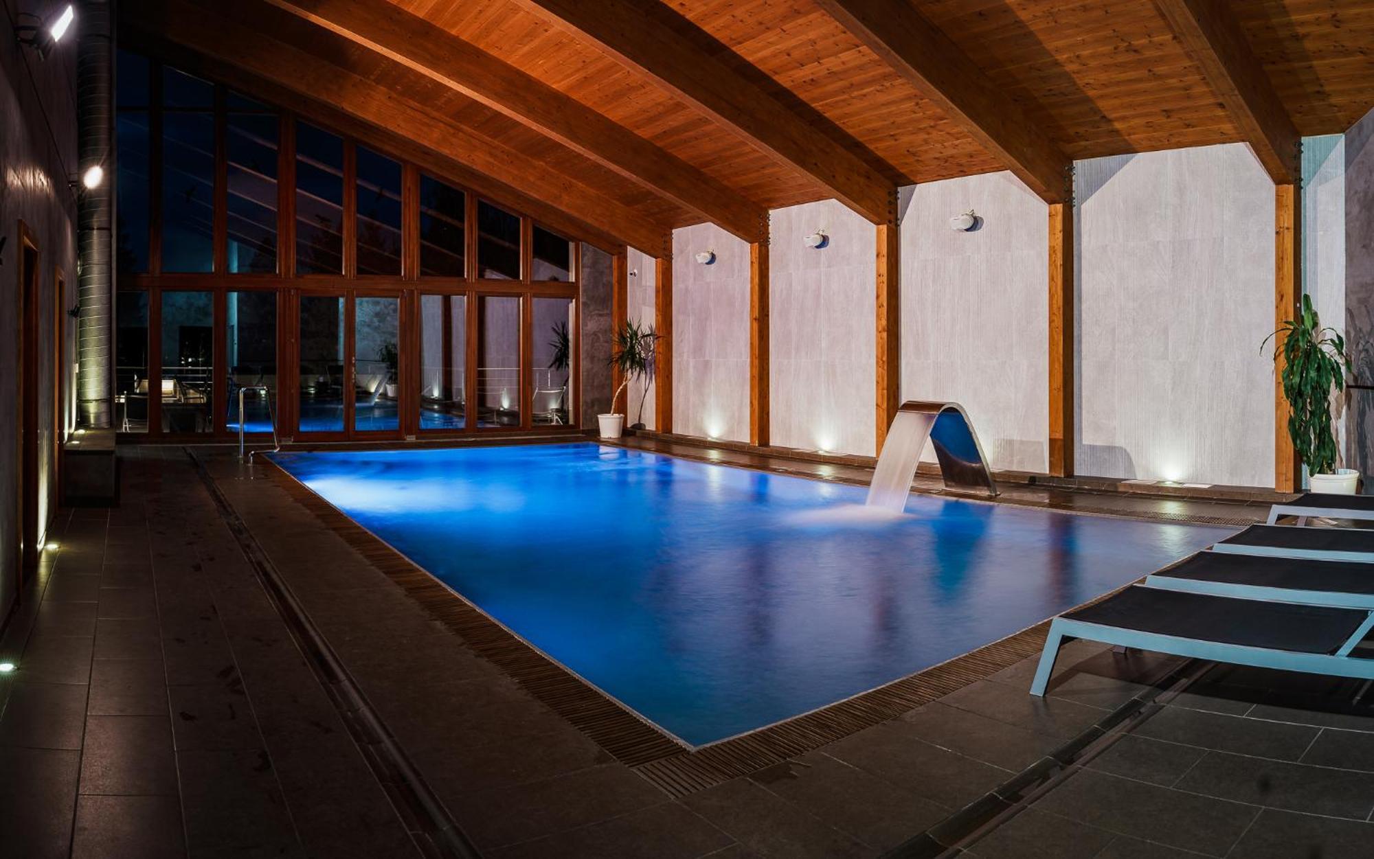 Hotel Horal Rožnov pod Radhoštěm المظهر الخارجي الصورة